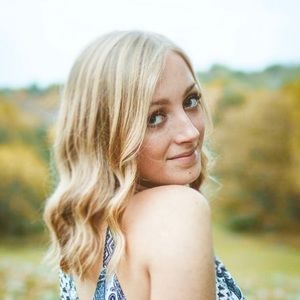 Meet your Posher, Camille